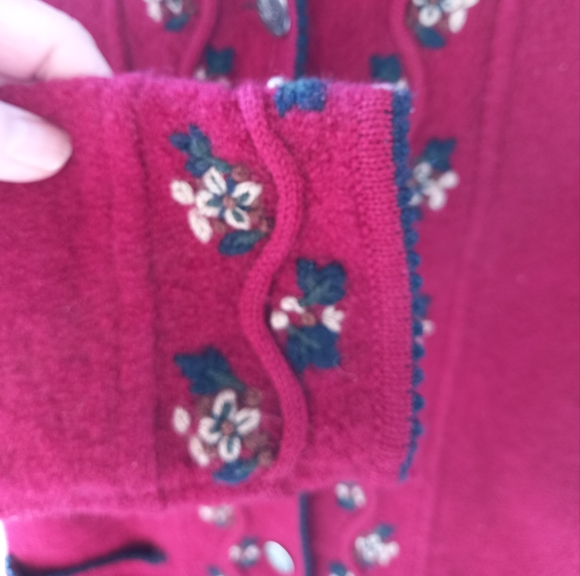 Vintage 100% Wool Button up Cardigan - Picture 5 of 8